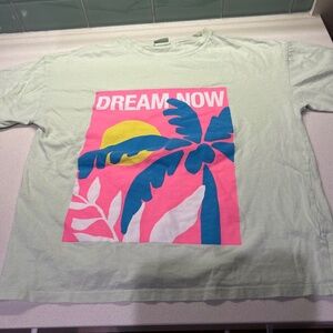 Oversized mint green tee